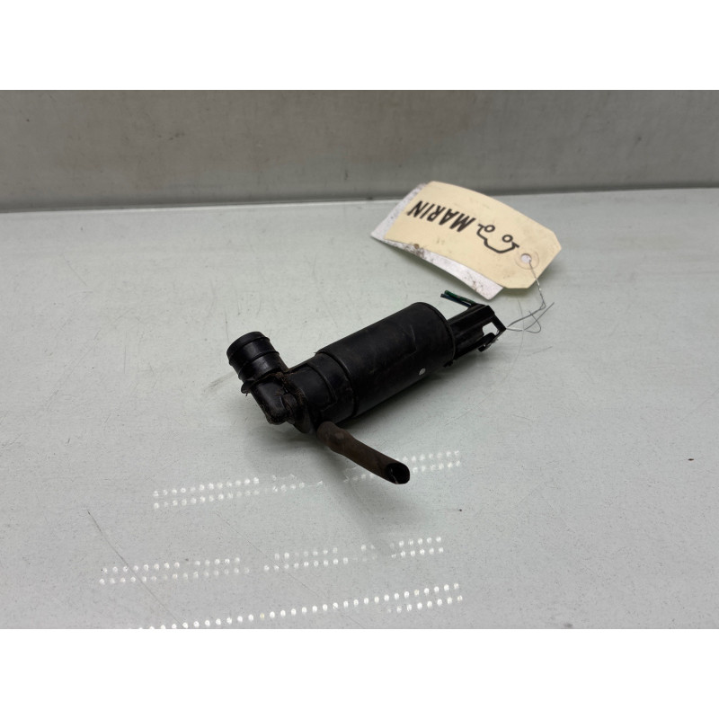 Pompe lave glace avant TOYOTA YARIS 1 Photo n°1