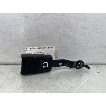 Attache ceinture avant droit PEUGEOT BIPPER