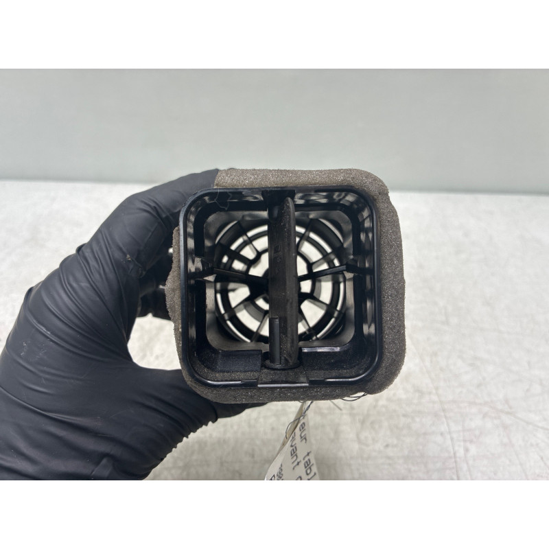Aerateur tableau de bord avant gauche AUDI Q2 Photo n°4