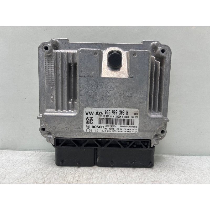 Calculateur moteur AUDI Q2 Photo n°2