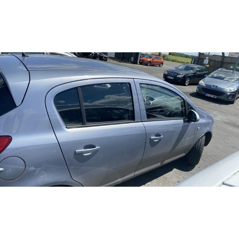 Moteur OPEL CORSA D Photo n°11