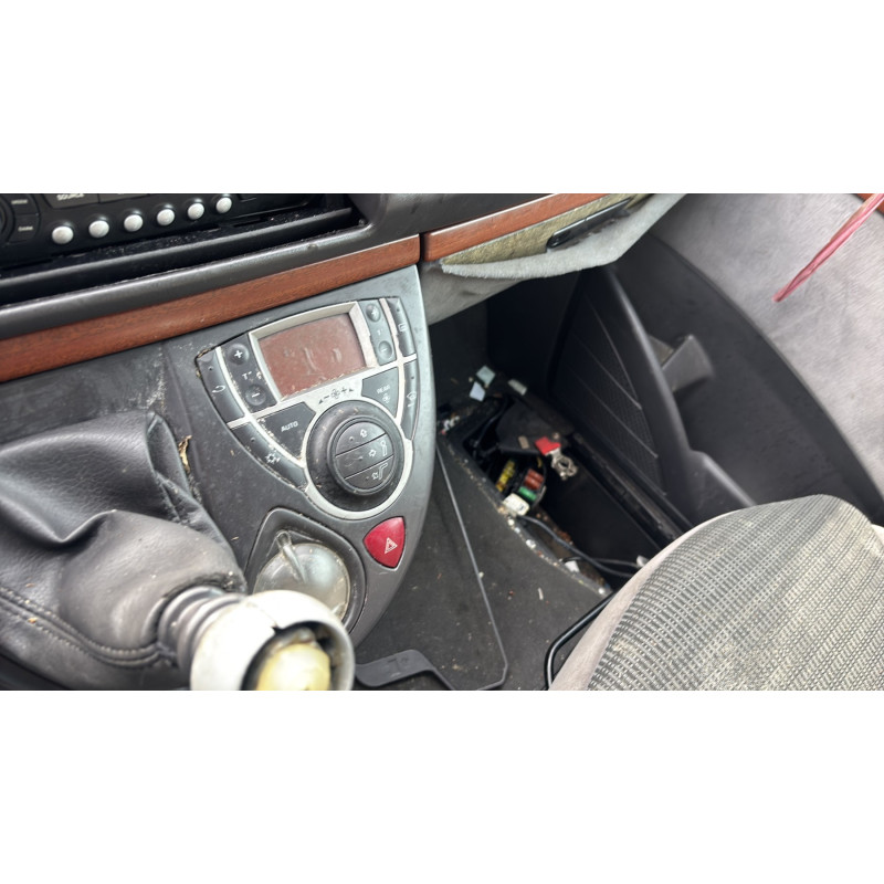 Interrupteur de leve vitre avant gauche CITROEN C8 Photo n°20