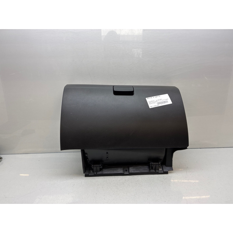Boite a gants CHEVROLET CAPTIVA Photo n°5