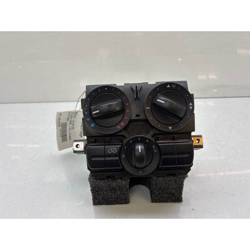 Commande chauffage MERCEDES VITO 639 Photo n°1
