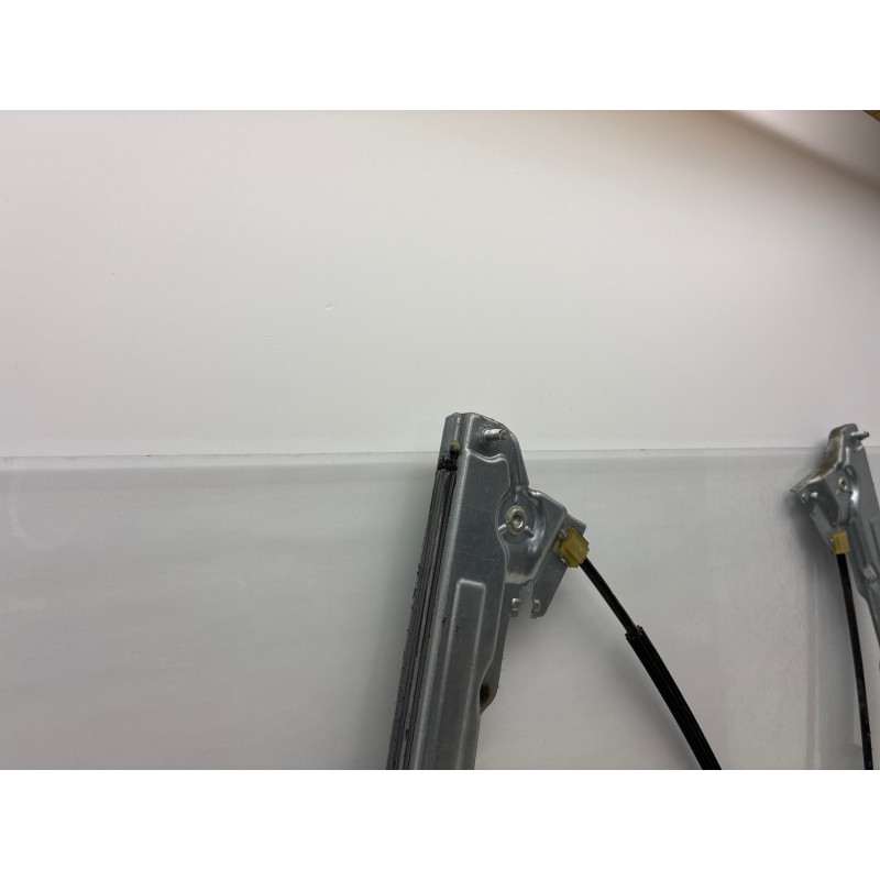 Leve vitre electrique avant droit MERCEDES VITO 639 Photo n°4