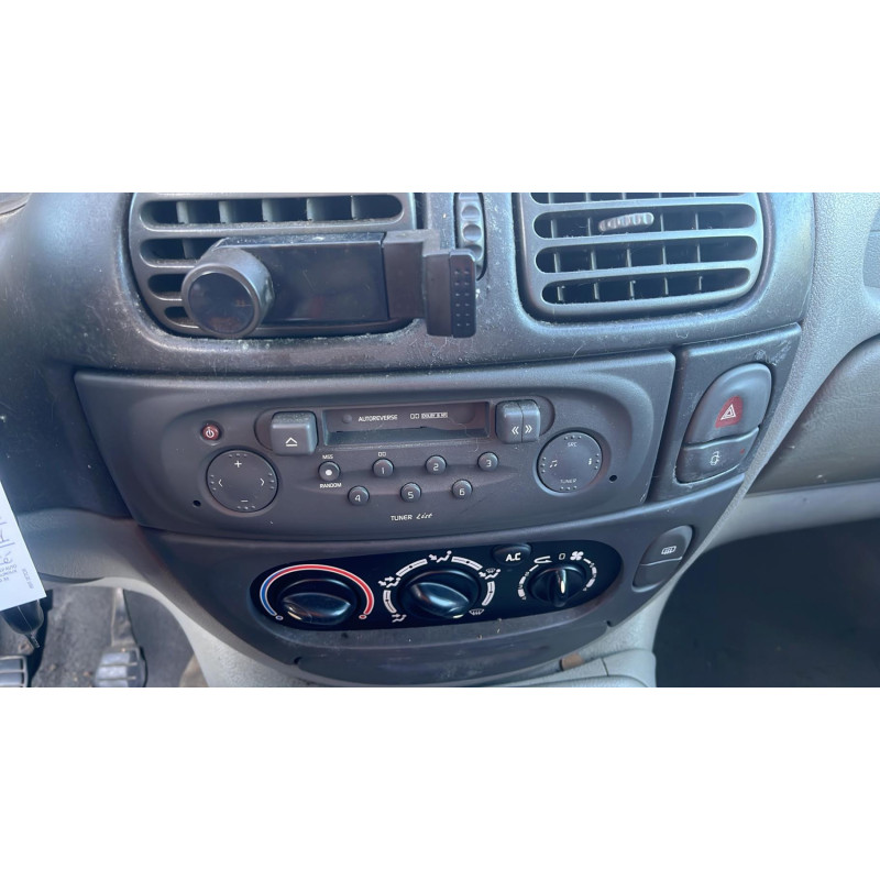 Bouton de warning RENAULT SCENIC 1 Photo n°8