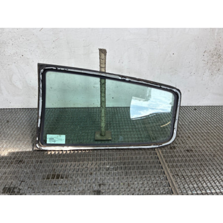Custode arriere droit RENAULT CLIO 2 Photo n°2