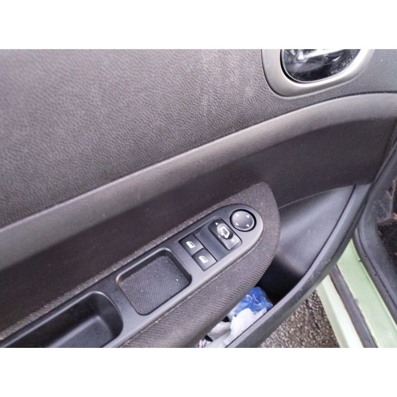 Custode avant droit (porte) PEUGEOT 307 Photo n°12