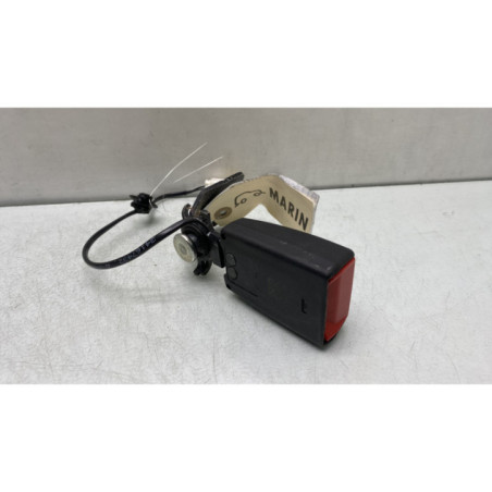 Attache ceinture arriere gauche PEUGEOT 308 2 Photo n°1