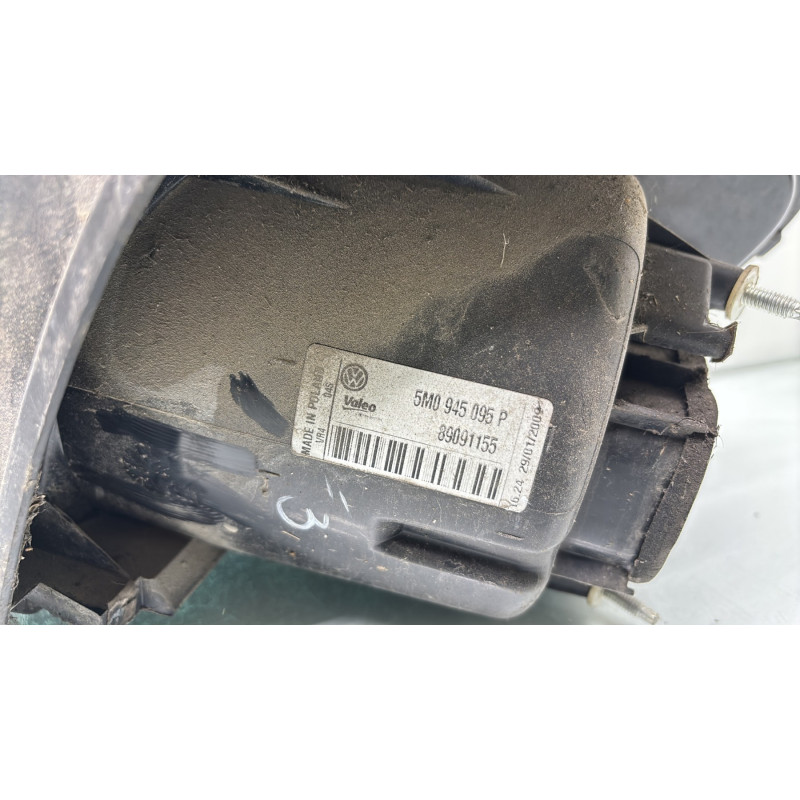 Feu arriere principal gauche (feux) VOLKSWAGEN GOLF PLUS Photo n°3