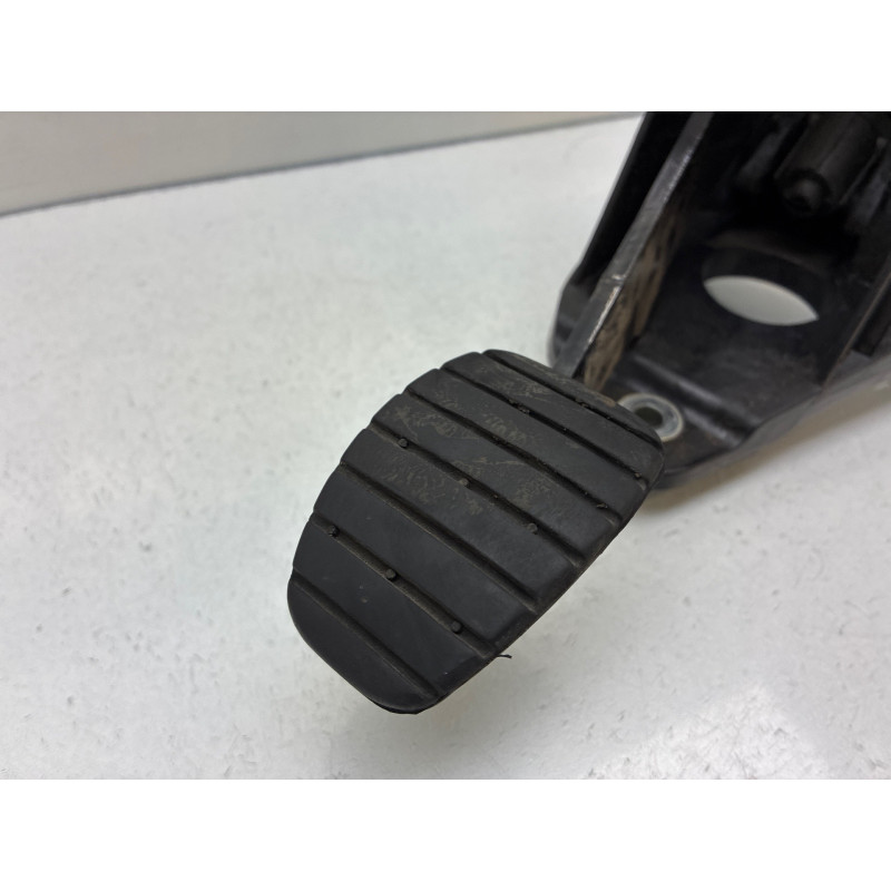 Pedale d'embrayage RENAULT LAGUNA 3 Photo n°6