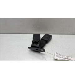 Attache ceinture arriere droit PEUGEOT 208 1