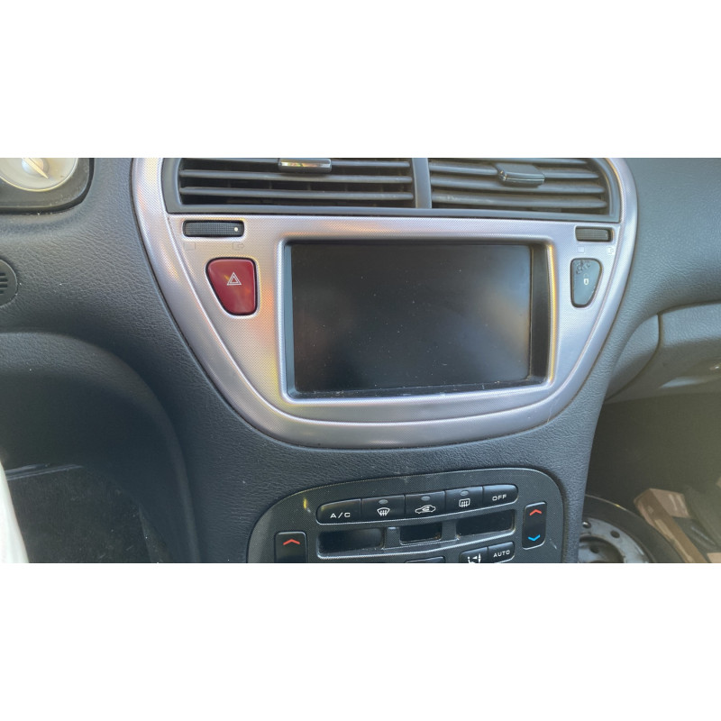 Custode arriere gauche (porte) PEUGEOT 607 Photo n°20