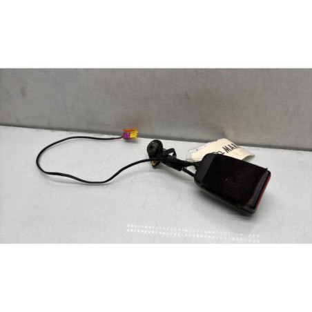 Attache ceinture arriere droit OPEL MERIVA B Photo n°1