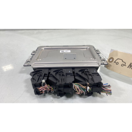 Calculateur moteur RENAULT TWINGO 3 Photo n°1