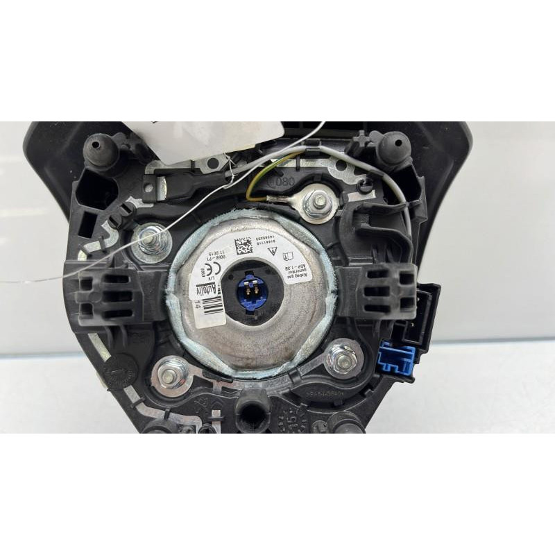 Air bag conducteur PEUGEOT 308 2 Photo n°3