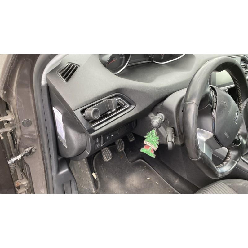 Air bag conducteur PEUGEOT 308 2 Photo n°16