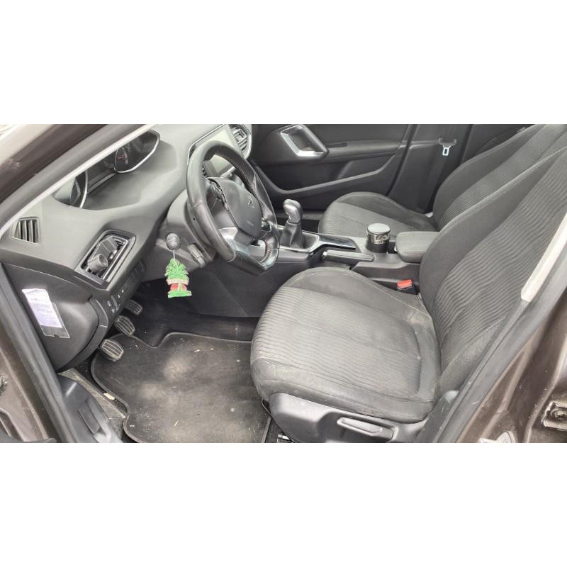 Air bag conducteur PEUGEOT 308 2 Photo n°17