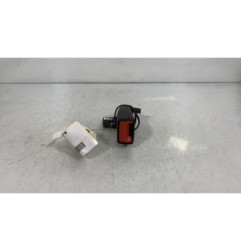 Attache ceinture arriere gauche OPEL CORSA E Photo n°1