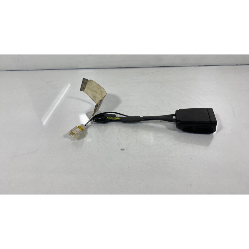 Attache ceinture avant droit PEUGEOT 508 1 SW Photo n°1