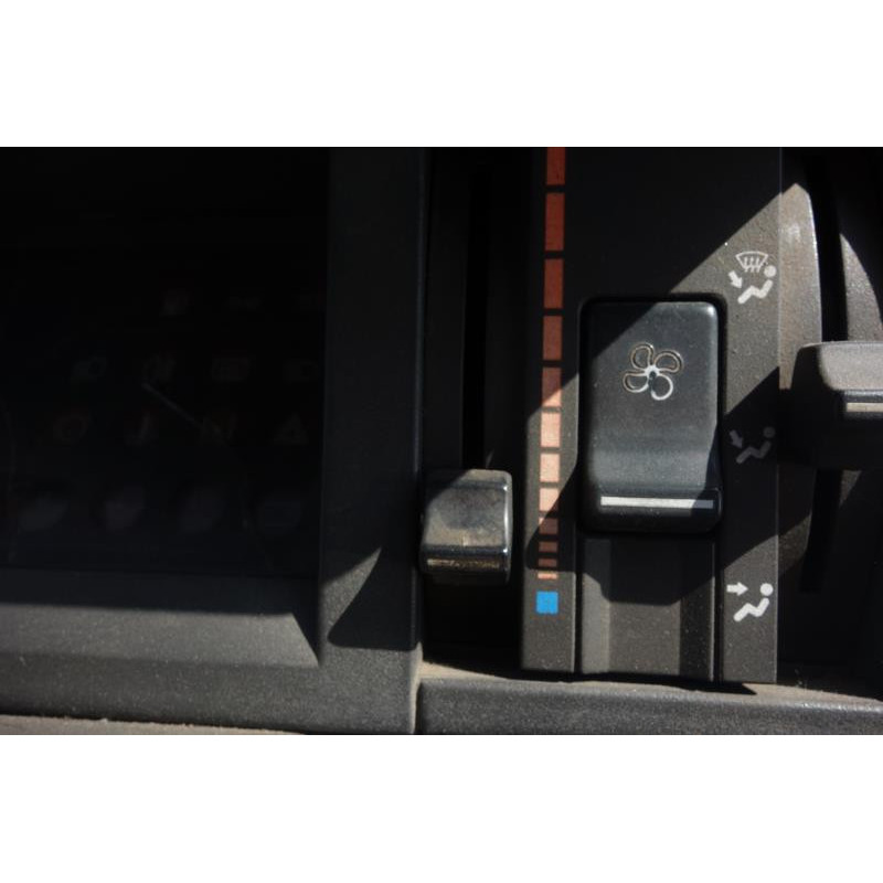 Custode arriere gauche (porte) RENAULT SUPER 5 Photo n°13