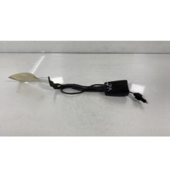 Attache ceinture avant droit VOLKSWAGEN PASSAT 5
