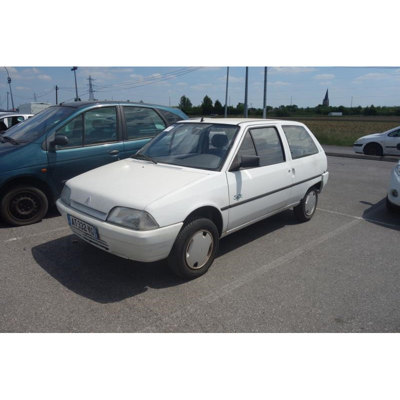 Custode avant droit (porte) CITROEN AX Photo n°13