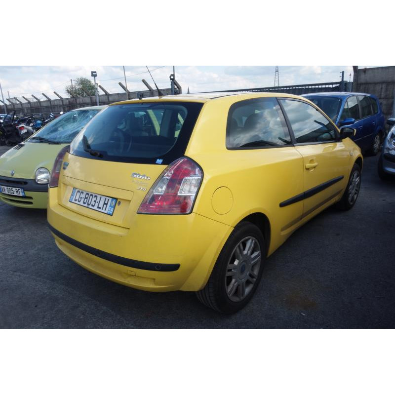 Bras essuie glace avant gauche FIAT STILO Photo n°5