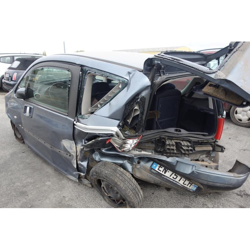 Attache ceinture avant droit PEUGEOT 1007 Photo n°8