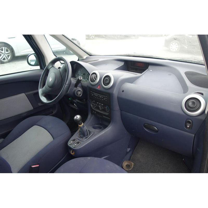 Attache ceinture avant droit PEUGEOT 1007 Photo n°9