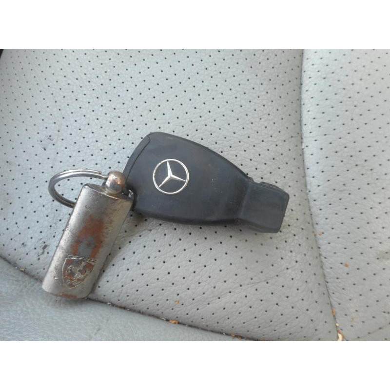 Bras essuie glace avant gauche MERCEDES CLASSE E 211 Photo n°17