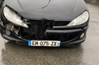 Calculateur moteur PEUGEOT 206