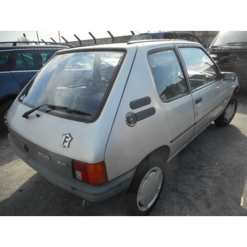 Custode arriere droit PEUGEOT 205 Photo n°7