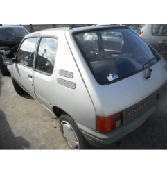 Custode arriere droit PEUGEOT 205