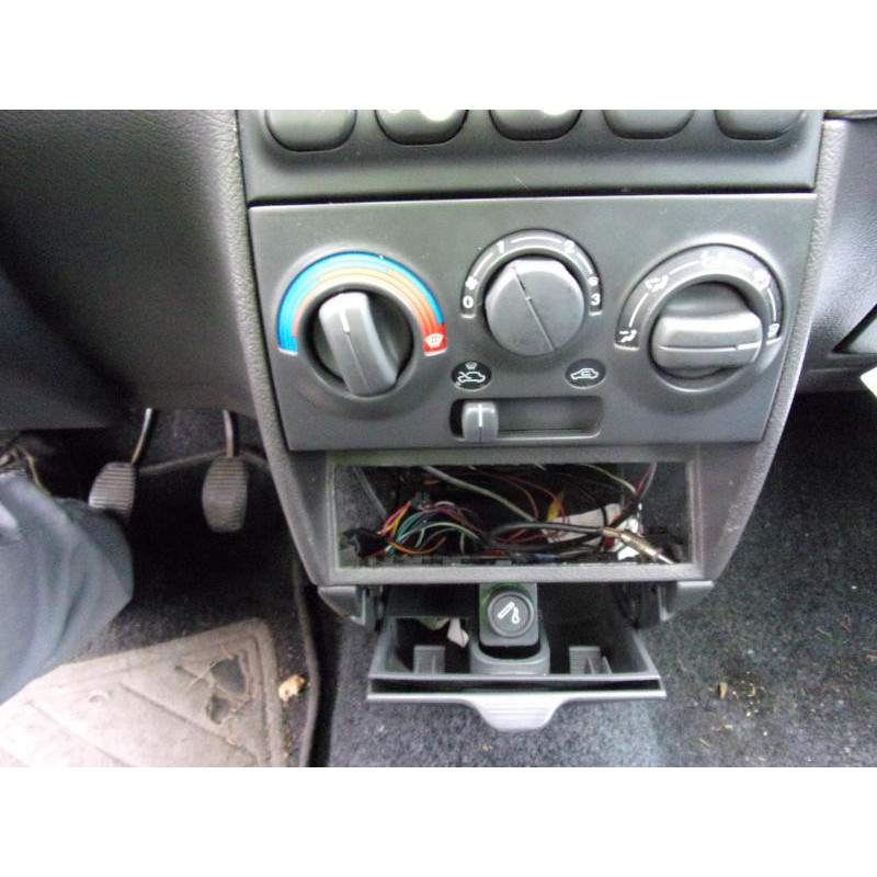 Custode arriere droit FIAT PUNTO 1 Photo n°9