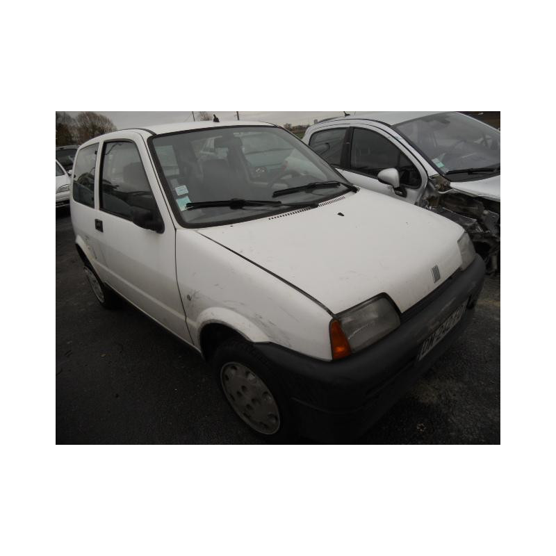 Custode arriere droit FIAT CINQUECENTO Photo n°2