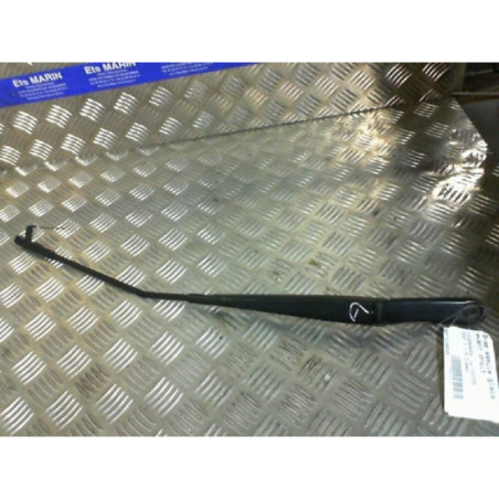 Bras essuie glace avant droit VOLKSWAGEN GOLF 5 Photo n°1