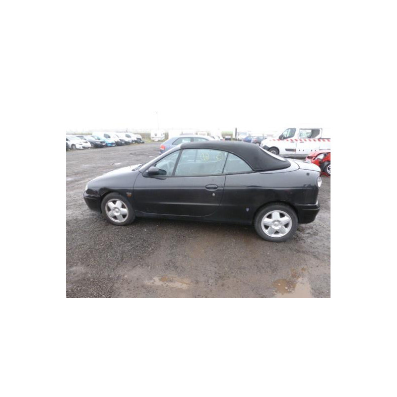 Custode arriere droit RENAULT MEGANE 1 Photo n°15