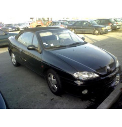 Custode arriere droit RENAULT MEGANE 1