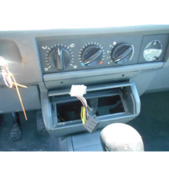 Bras essuie glace avant droit RENAULT CLIO 1