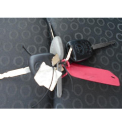 Bras essuie glace avant droit TOYOTA YARIS 1