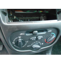 Bras essuie glace avant droit PEUGEOT 206