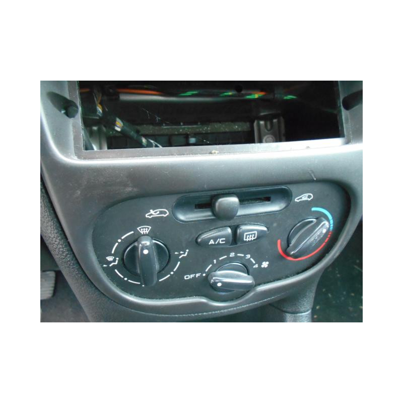 Bras essuie glace avant droit PEUGEOT 206 Photo n°15