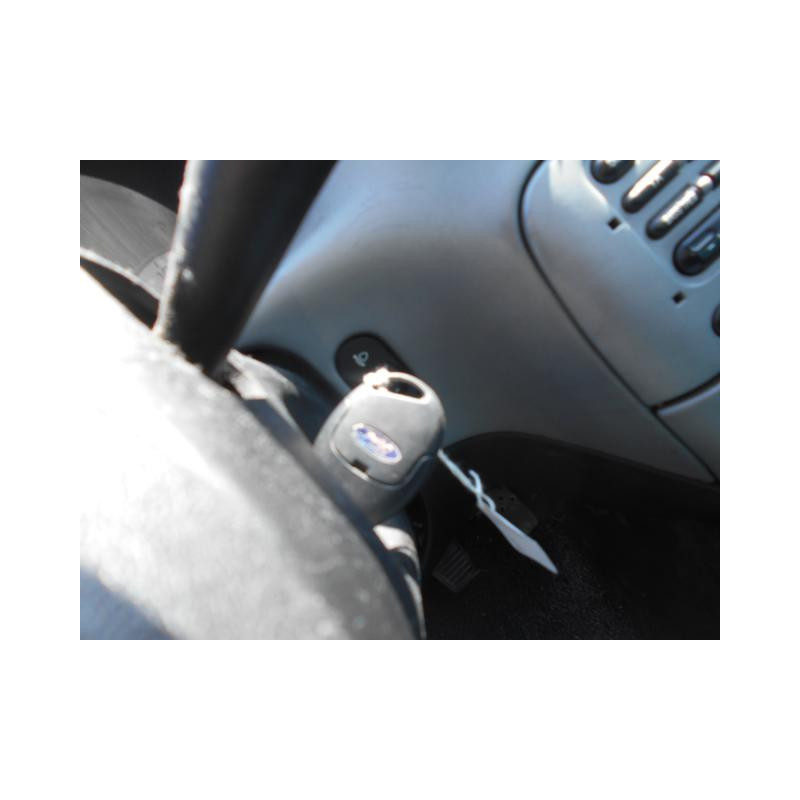 Custode arriere droit FORD KA 1 Photo n°8
