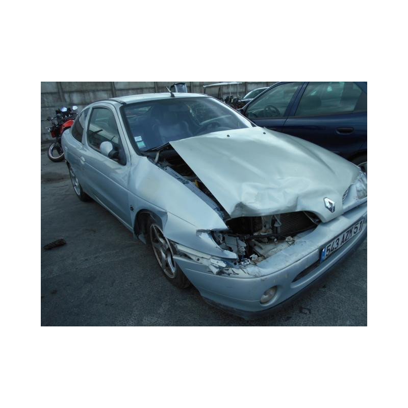 Custode arriere gauche RENAULT MEGANE 1 Photo n°3
