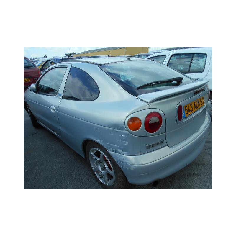 Custode arriere gauche RENAULT MEGANE 1 Photo n°5