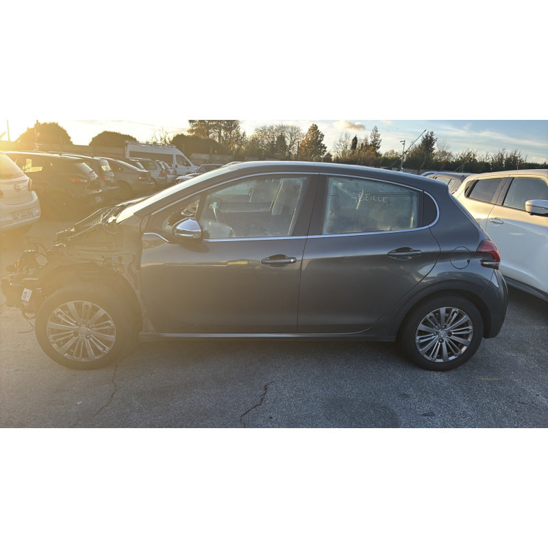 Amortisseur avant droit PEUGEOT 208 1 Photo n°9