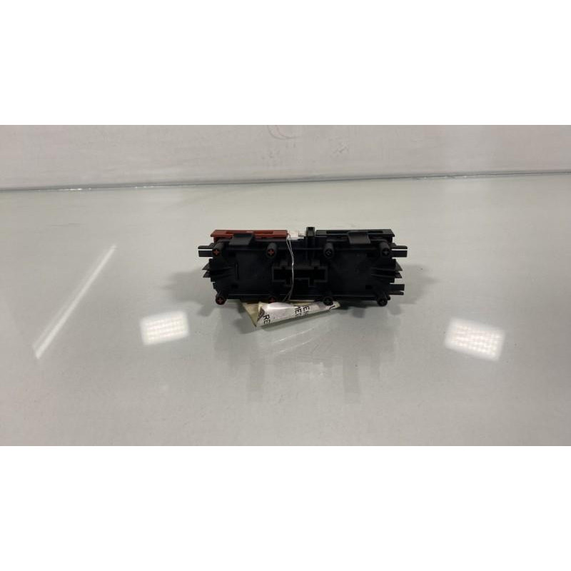 Bouton de warning RENAULT MEGANE 2 Photo n°3