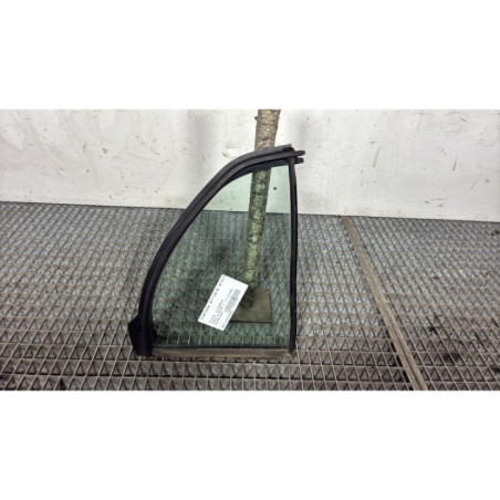 Custode arriere droit (porte) TOYOTA YARIS 2 Photo n°1