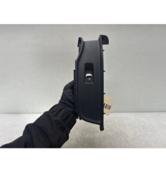 Interrupteur de leve vitre avant droit AUDI Q2 Photo n°1